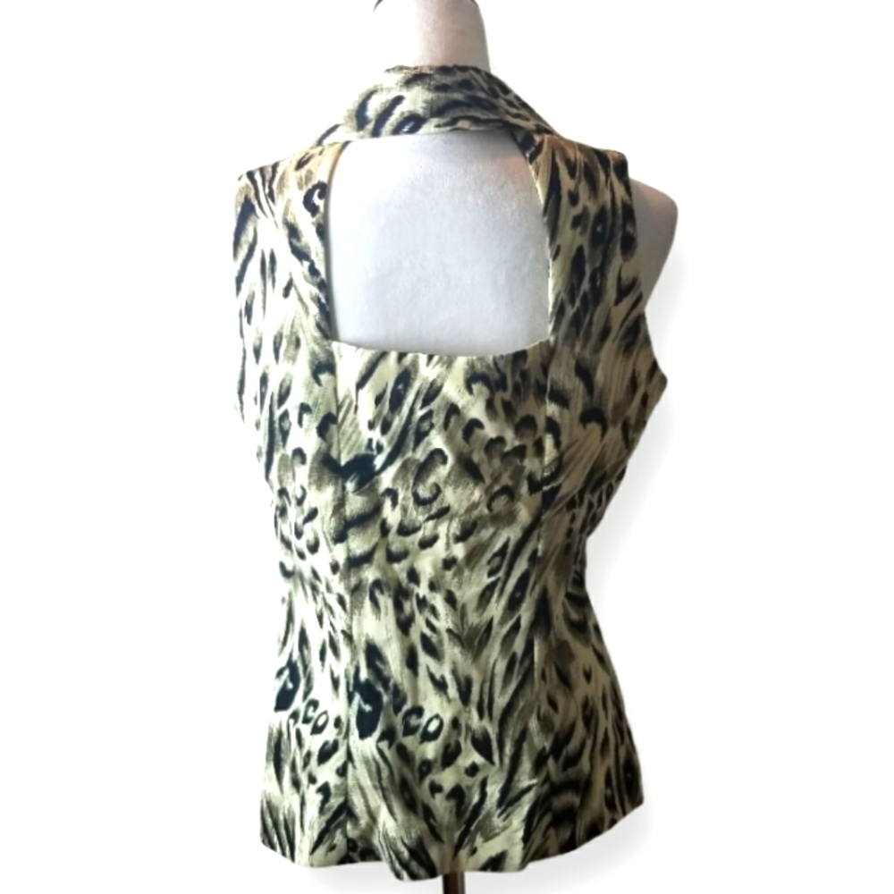 Virgo Button Front Open Back Stylish Sleeveless T… - image 3